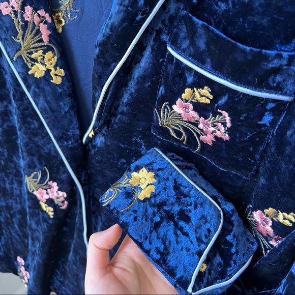 NWT🔖Endless Rose Blue Embroidered Velvet Pajama Jacket Floral Retro Vintage - Picture 9 of 13